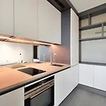 Luxury Studio In One Park Drive