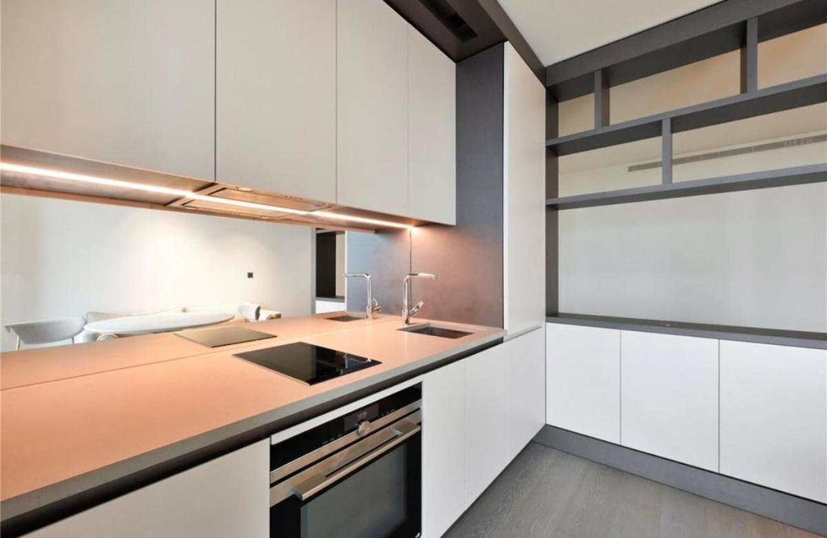 Apartment Luxury In One Park Drive London